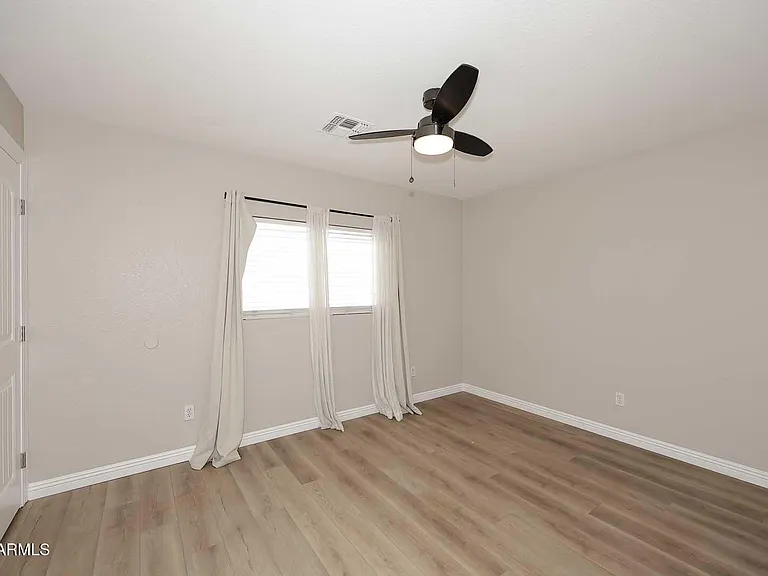3249 S Chaparral Rd — Photo 16