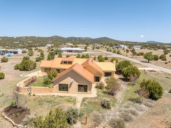 11 Eastside Loop, Sandia Park, NM 87047