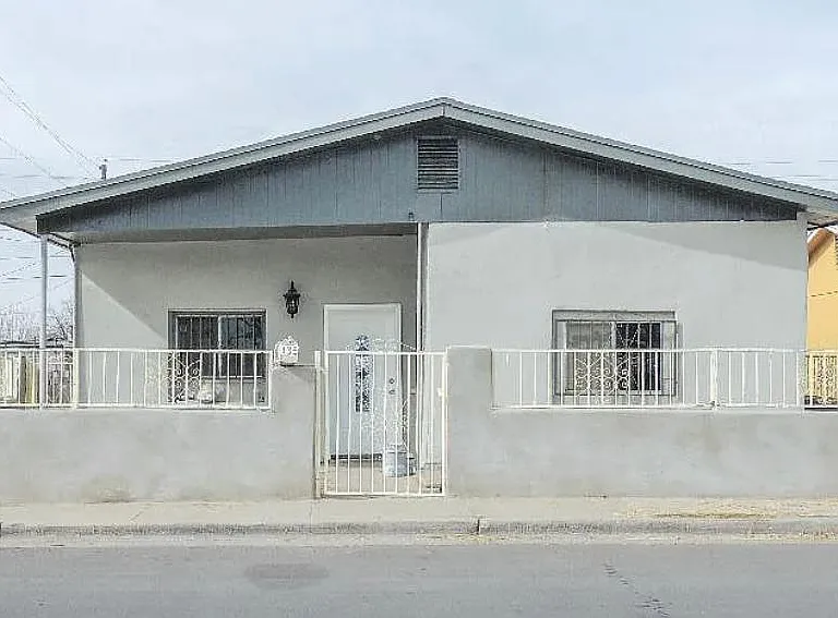 135 Presa Pl — Photo 1