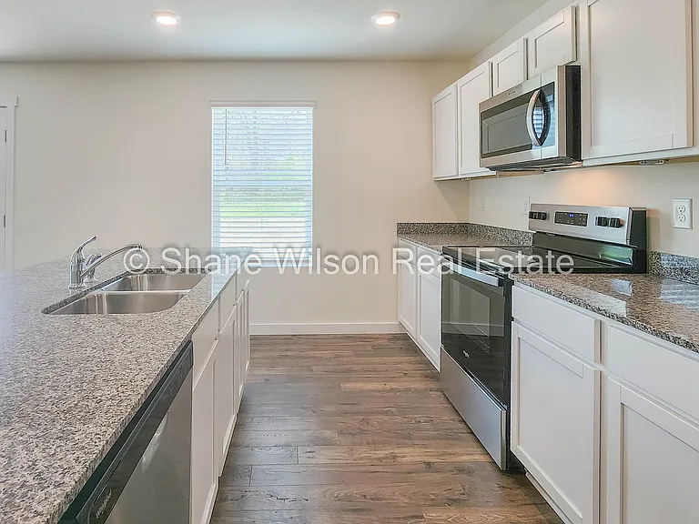119 Fox Den Cir — Photo 7