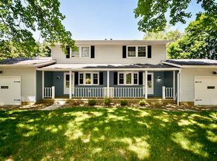 459 Hutchison Dr, Mogadore, OH 44260