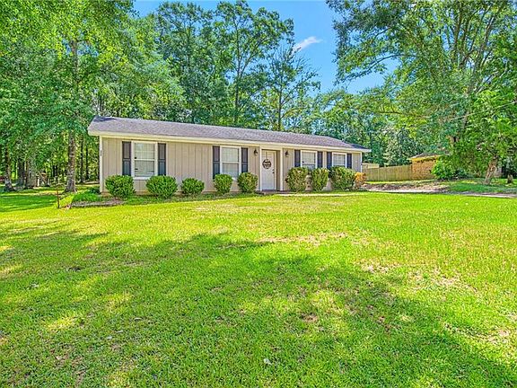 2nd image of 1124 N Way Dr