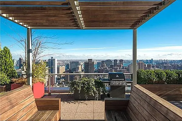 Rented by City Connections Realty | media 7