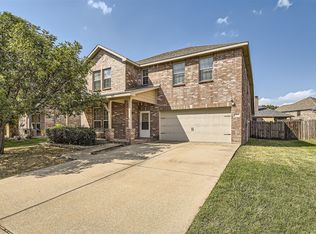 5913 Deck House Rd, Fort Worth, TX 76179