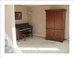 5th image of 7424 Essex Dr