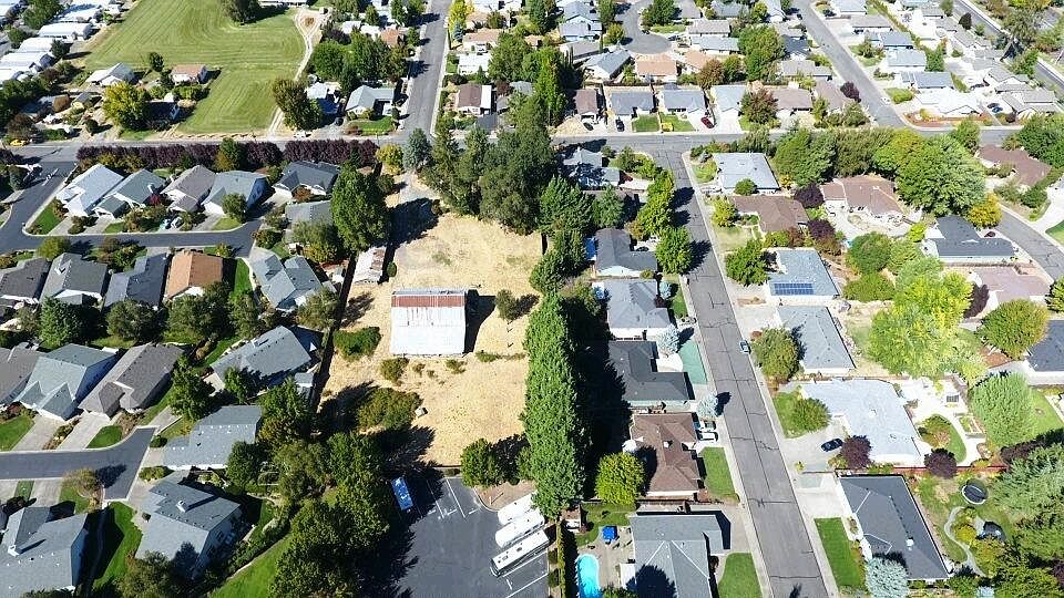 1st image of 2179 SW Webster Rd