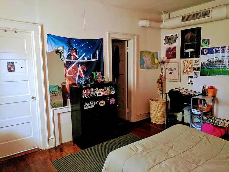 1128 W. Grace St.* — Photo 34