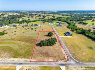 1016 Lilly Ln, Weatherford, TX 76088