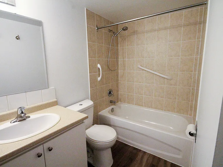508 Beechwood Dr #102 — Photo 11
