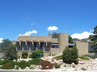 4808 Glenwood Hills Dr NE, Albuquerque, NM 87111