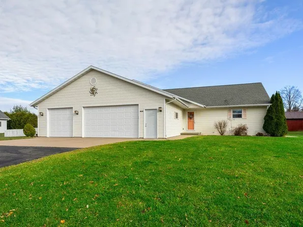 N938 Pebble Ridge Rd, Greenville, WI 54942