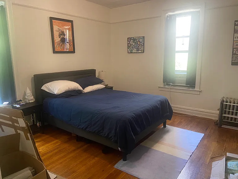 82-74 161st St #5 — Photo 3