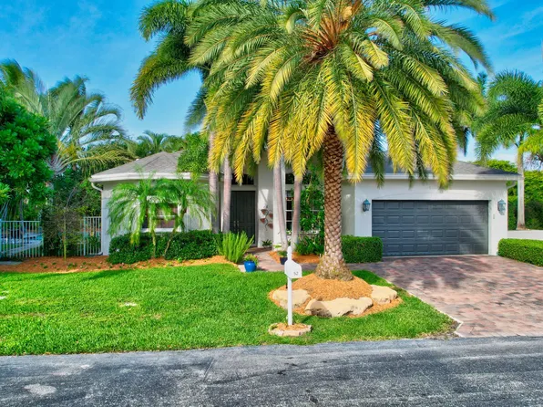 52 Lake Eden Drive, Boynton Beach, FL 33435