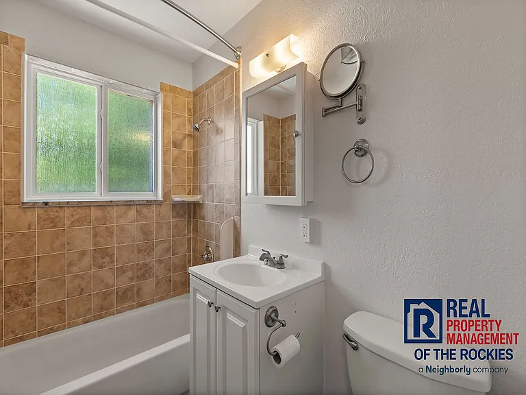 301 Peterson St #204 — Photo 15