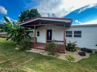 804 N D St, Lenoir City, TN 37771