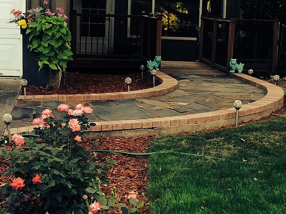 Entry Way in Bloom