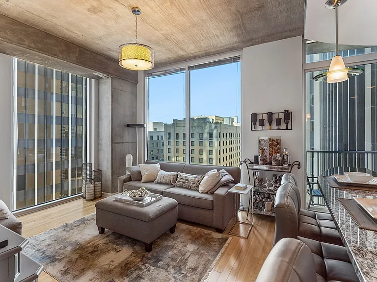 415 Church St #1103 — Photo 1