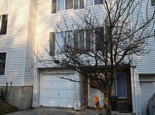 174 Ilyssa Way, Staten Island, NY 10312