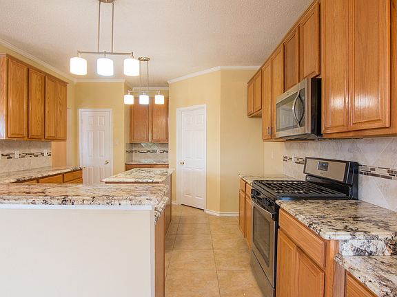 4th image of 903 Telluride Dr