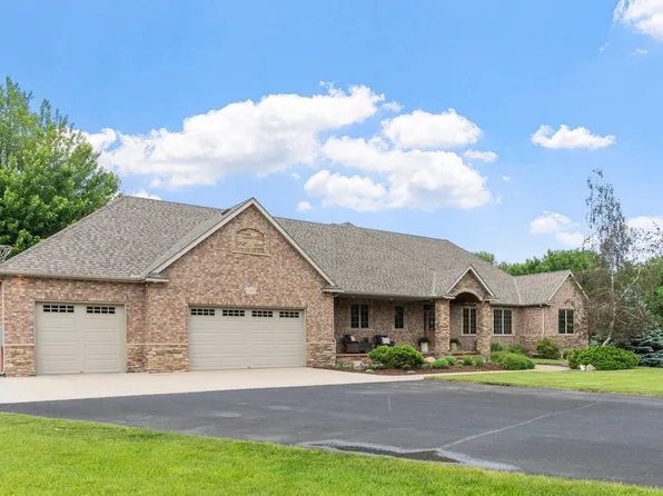 14480 Tyrol Dr, Shakopee, MN 55379