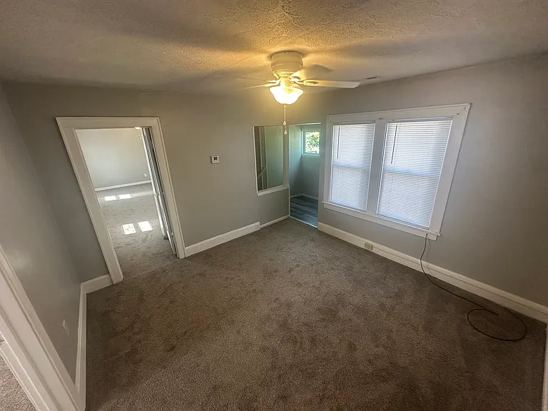 2317 Broad St #5 — Photo 11