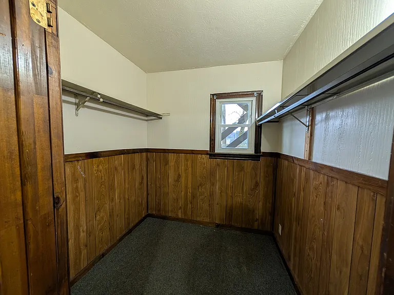 564 Carroll St — Photo 19