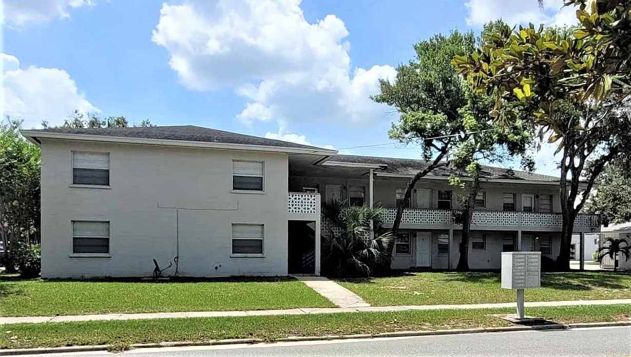 1 bed, 570 sqft, $925 — Photo 2