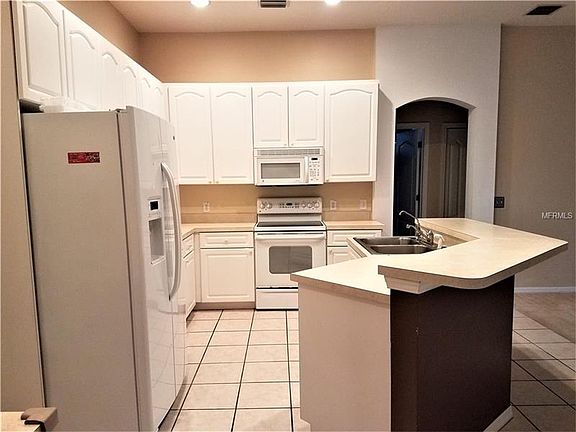 3rd image of 10814 Australian Pine Dr