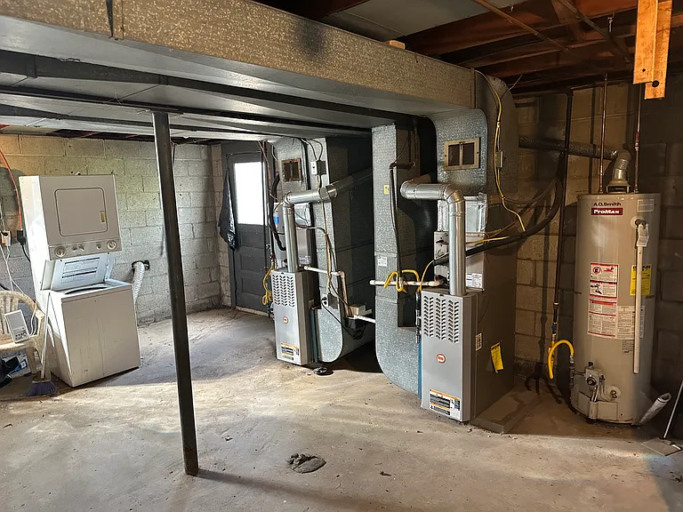 515 Decatur Ave #2 — Photo 6