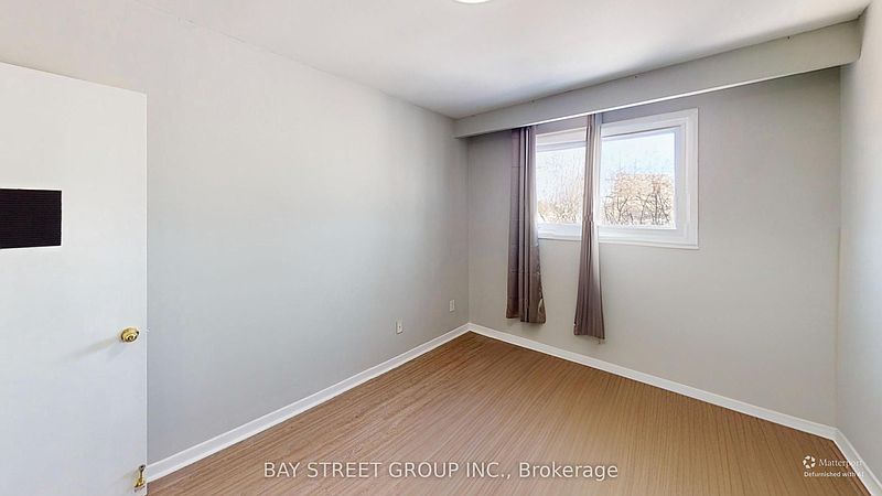 Toronto House for rent - 4 Bedrooms — photo 22