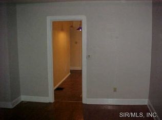 625 Elfgen St, Alton, IL 62002