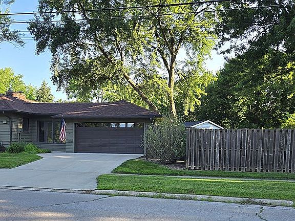 Corner lot