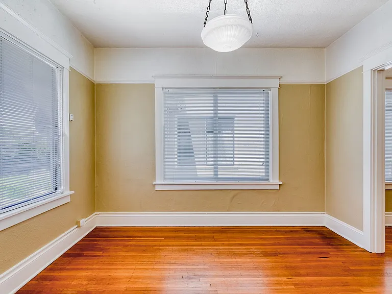 13th Avenue Apartments — Photo 10