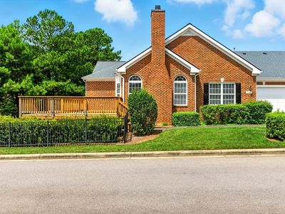 2004 Clyde Bank Ct, Cary, NC, 27511