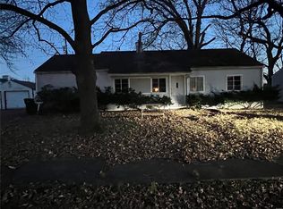 1105 Dawn Dr, Belleville, IL