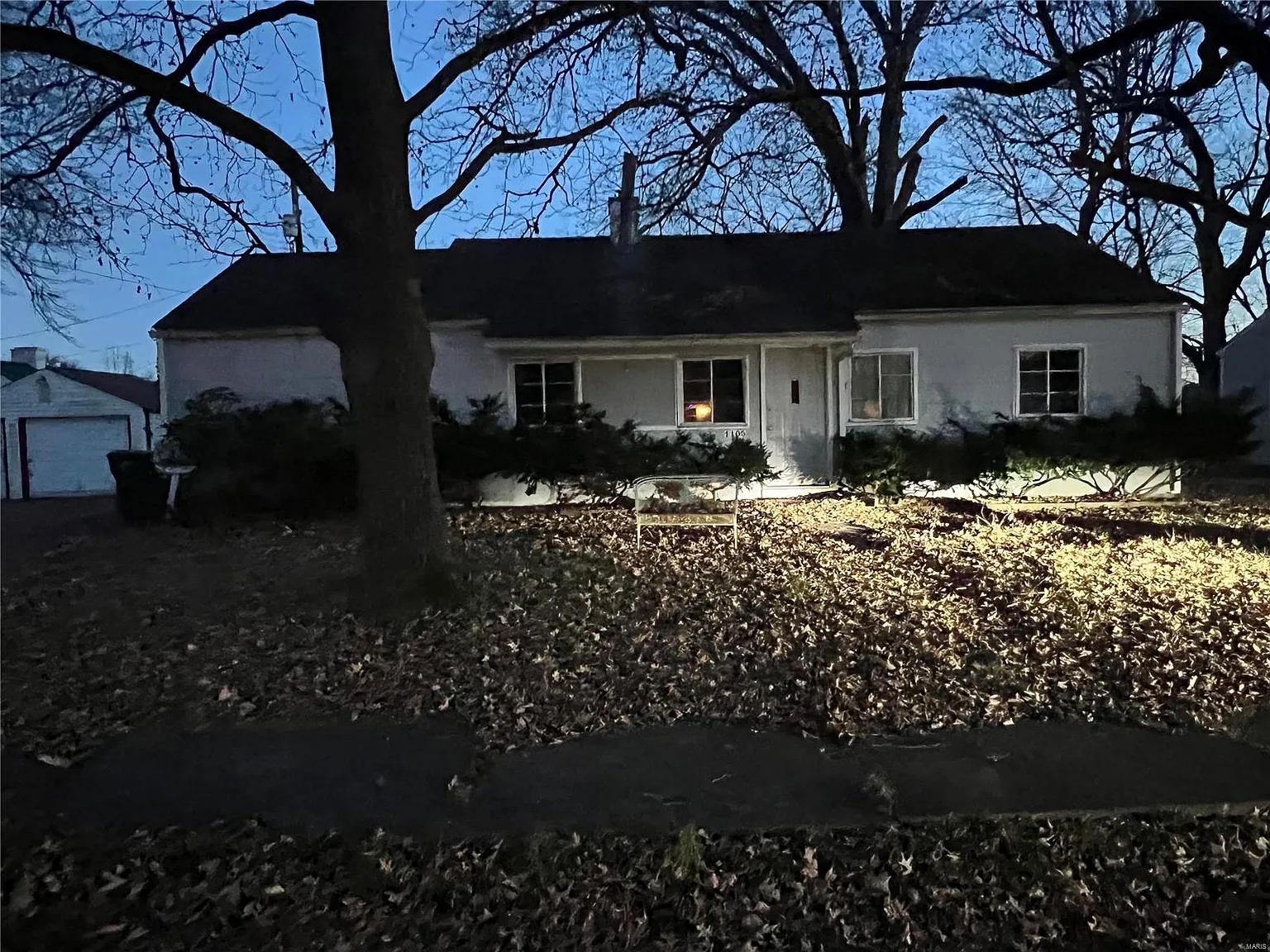 1105 Dawn Dr photo 1