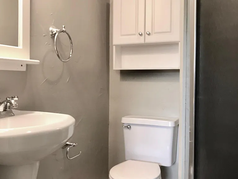 235 S Grant St — Photo 10