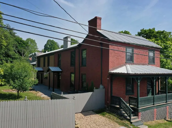 105 N Randolph St, Lexington, VA 24450