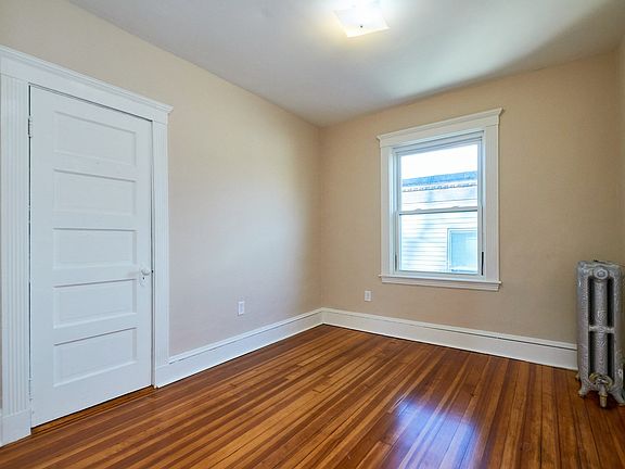 3rd image of 17 Mount Ida Rd #3