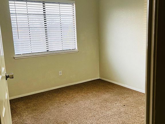 BEDROOM3