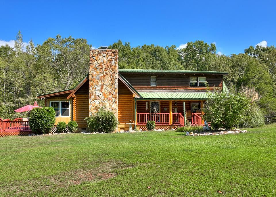 1st image of 1052 Dogwood Dr