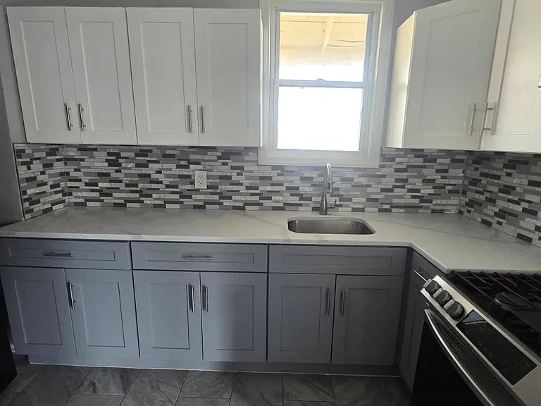 267 Goldsmith Ave #3 — Photo 2