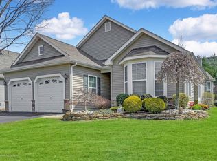 206 Enclave Blvd, Lakewood, NJ 08701