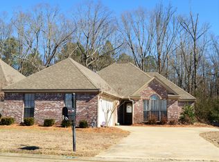 241 N Ridge Dr, Saltillo, MS 38866