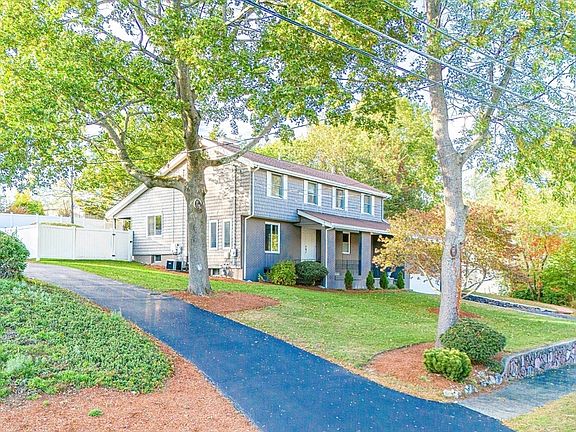 2nd image of 70 Rosewood Dr