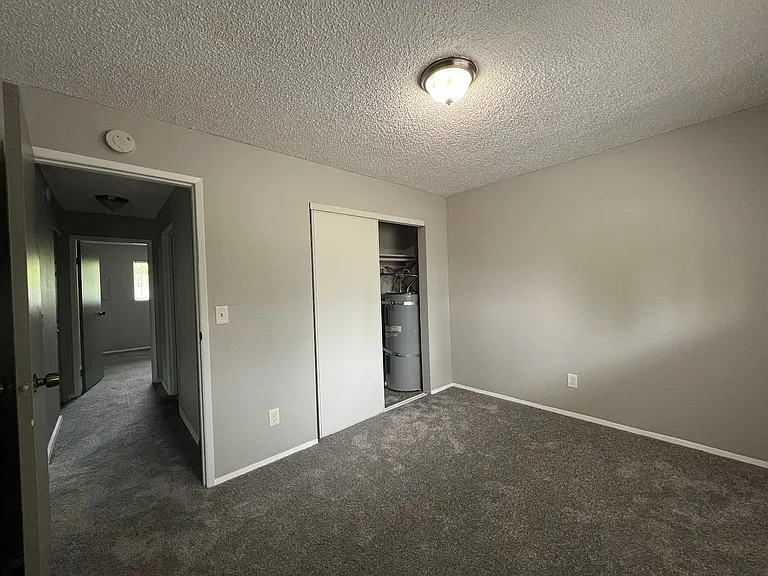 Green Tree Apartments — Photo 17