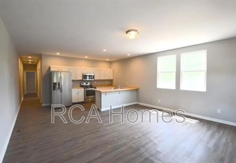 3501 N Illinois St #2 — Photo 2