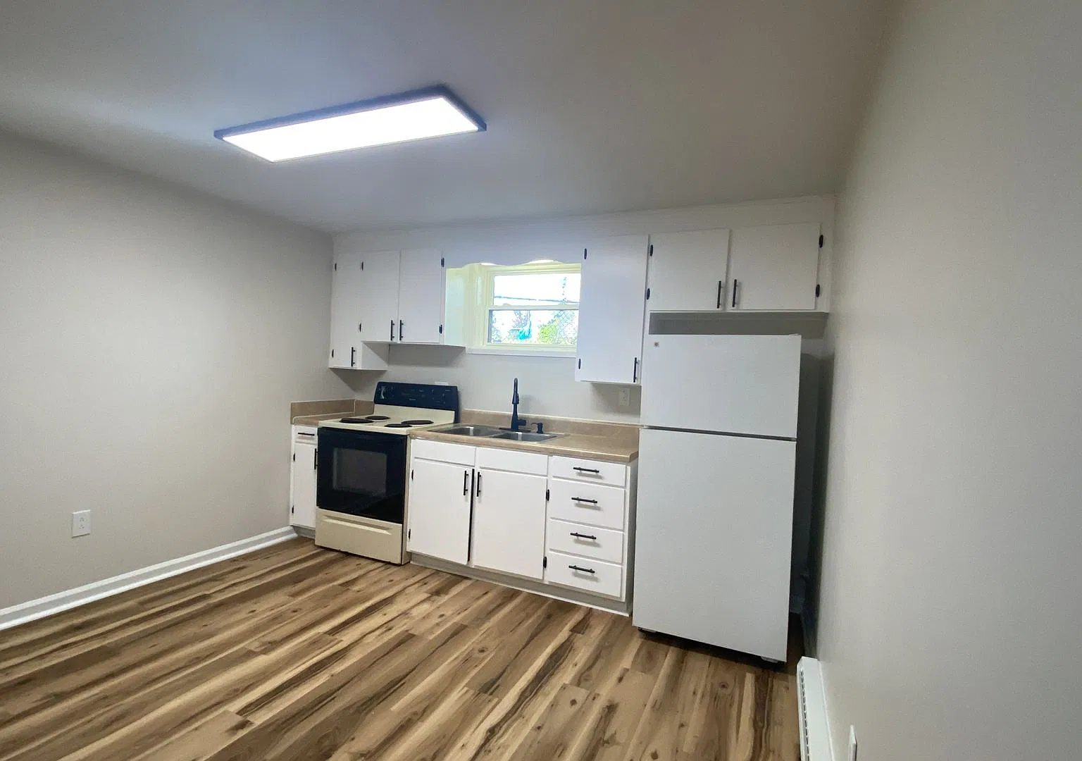 2814 & 2816 Idlewild Boulevard — Photo 1
