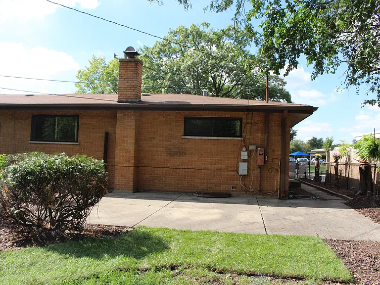 283 S Fair Ave — Photo 35