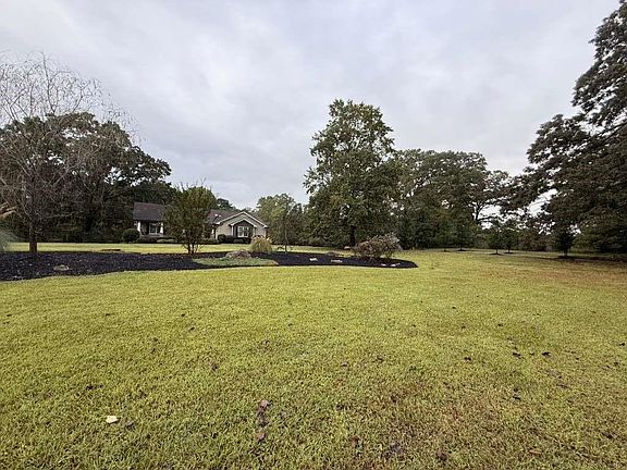 5th image of 1463 Kellogg Creek Rd